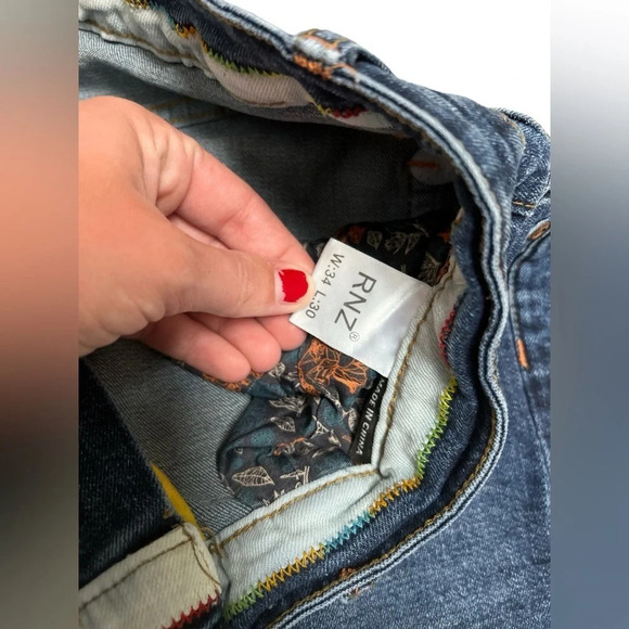 RNZ Women’s dark wash jeans - Picture 3 of 4